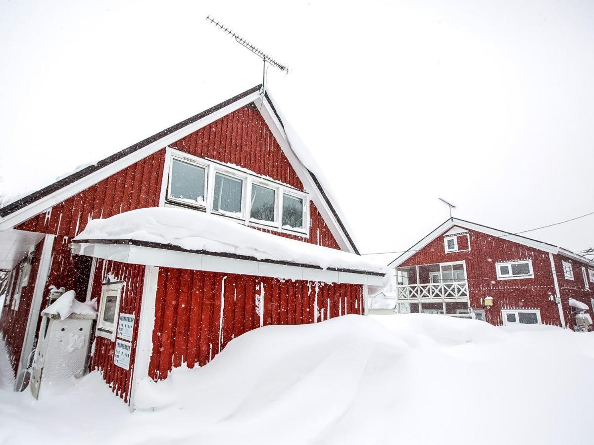 Rusutsu Lodges Pension Lilla Huset Niseko Eksteriør billede
