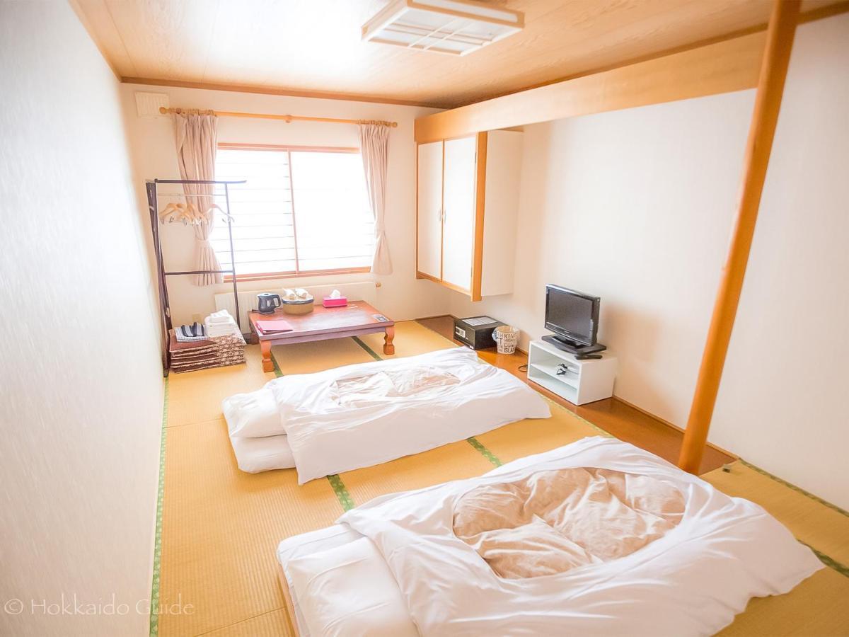 Rusutsu Lodges Pension Lilla Huset Niseko Eksteriør billede